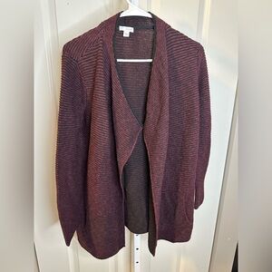 Burgundy cardigan‎